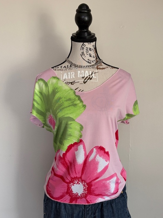 B.Young Tops - Y2K Pink Floral Short Sleeve Top 2000s Euro Summer Girly
